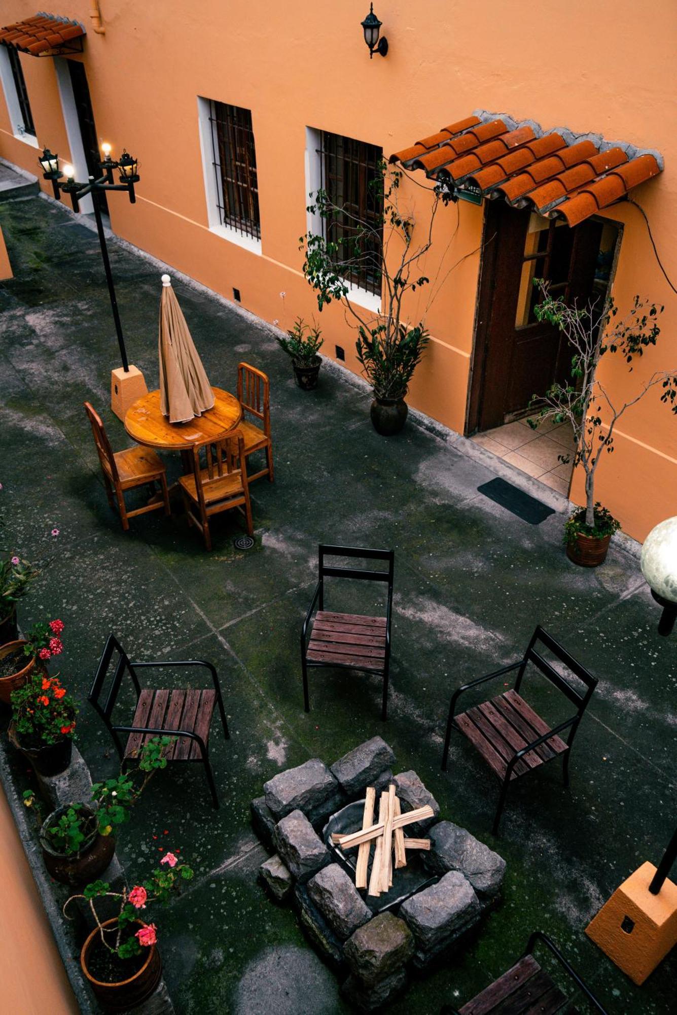 Hotel La Posada Colonial à Quito Extérieur photo